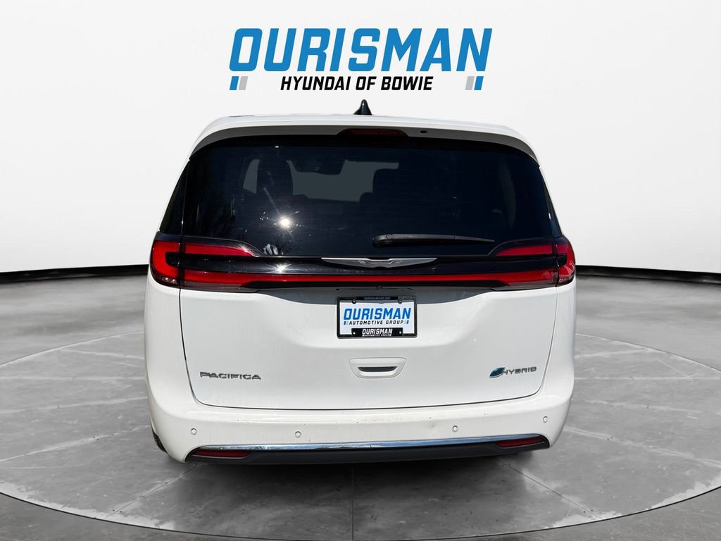 Used 2023 Chrysler Pacifica Limited image 5