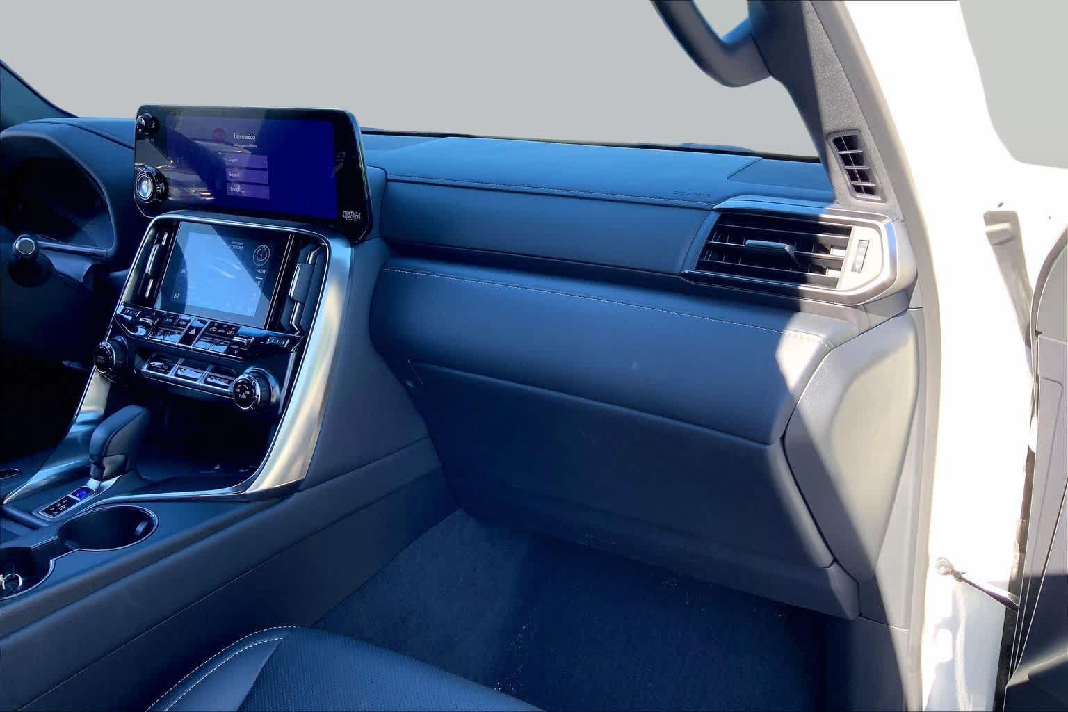 Used 2026 Lexus LX 700h Luxury w/ Accessory Package (Z1) AWD/4WD image 19