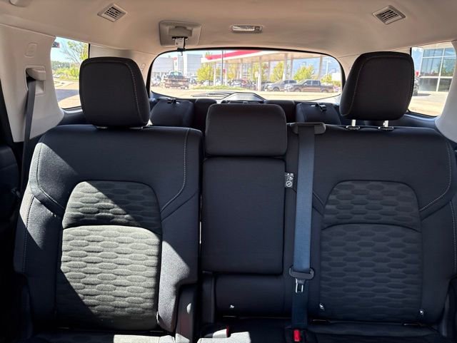 Certified 2025 Nissan Pathfinder SV FWD image 19