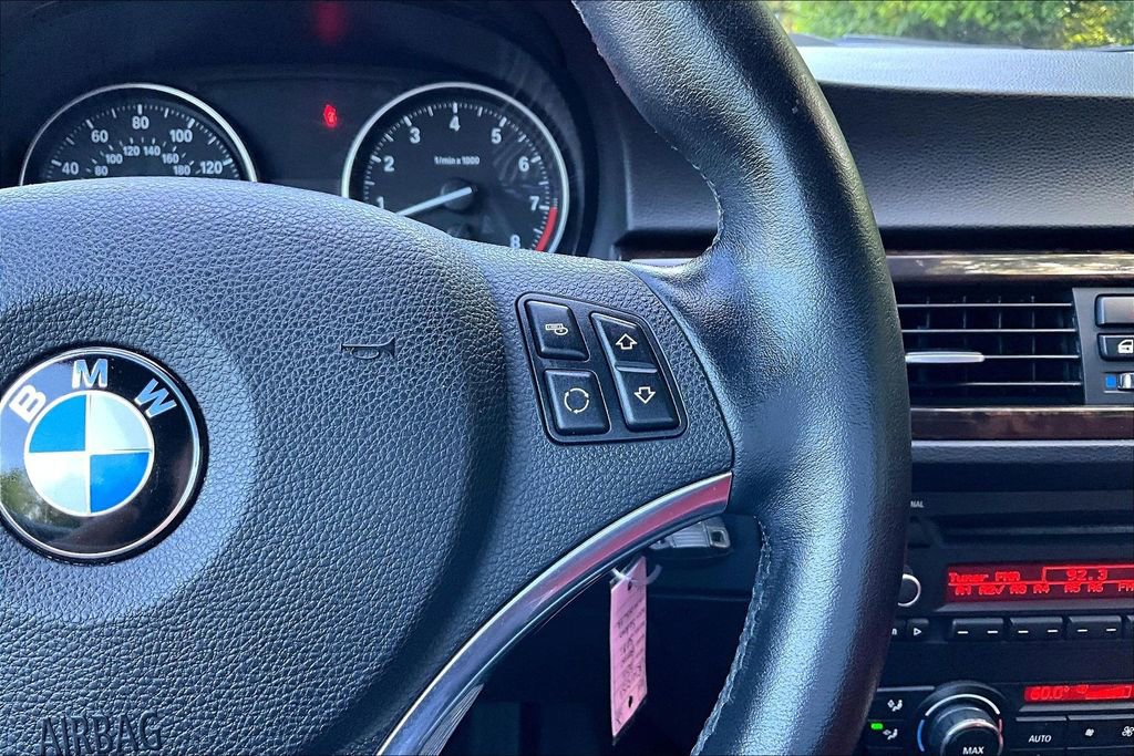 Used 2011 BMW 328i Convertible RWD image 12