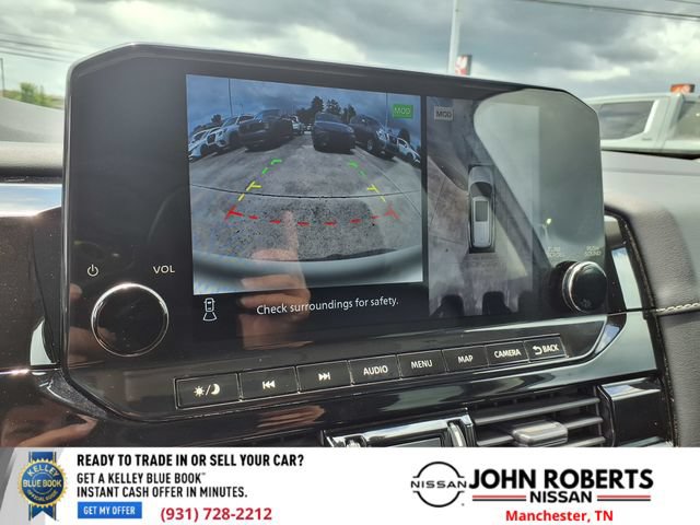 Used 2023 Nissan Pathfinder SL AWD/4WD image 7