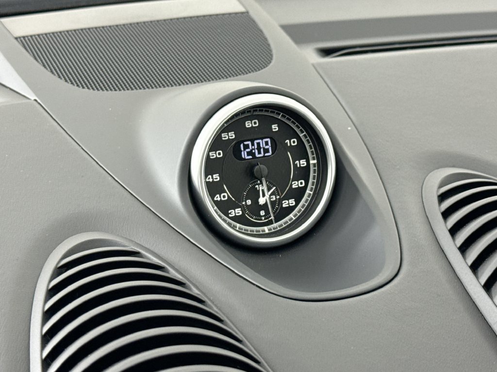 Certified 2025 Porsche 718 Cayman GTS RWD image 17