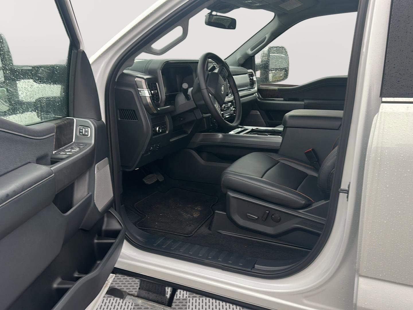 New 2025 Ford F350 King Ranch w/ Tremor Off-Road Package image 16