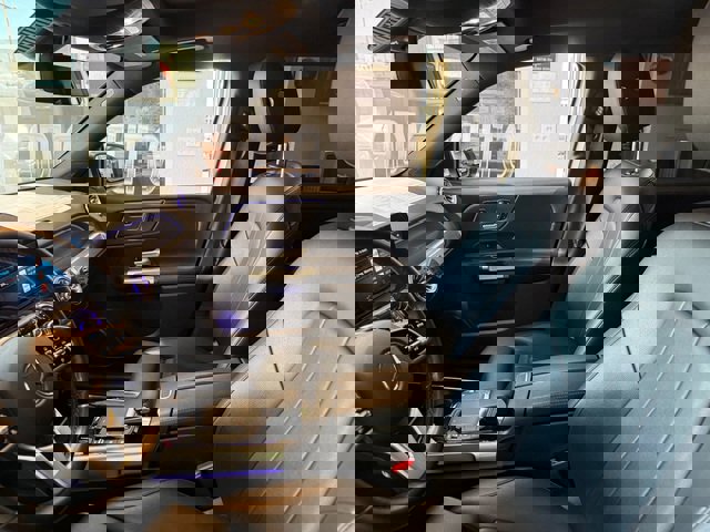 Used 2021 Mercedes-Benz GLB 250 image 4