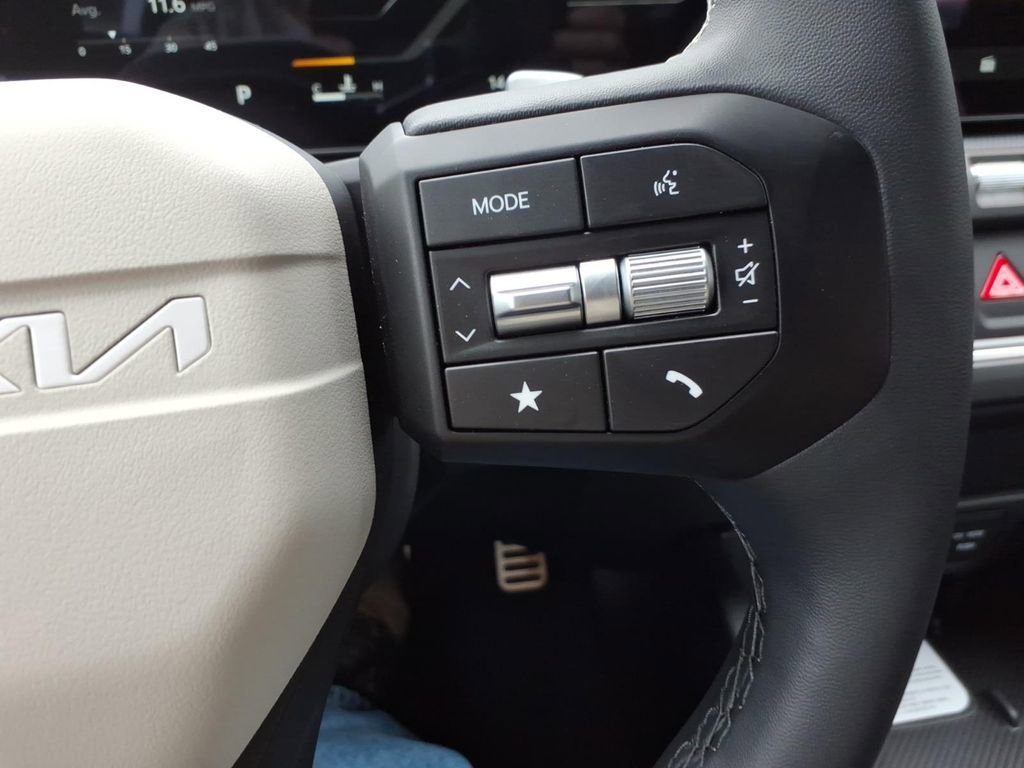 New 2026 Kia K4 GT-Line Turbo FWD image 25