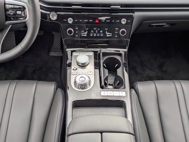 Used 2025 Genesis G80 2.5T image 18