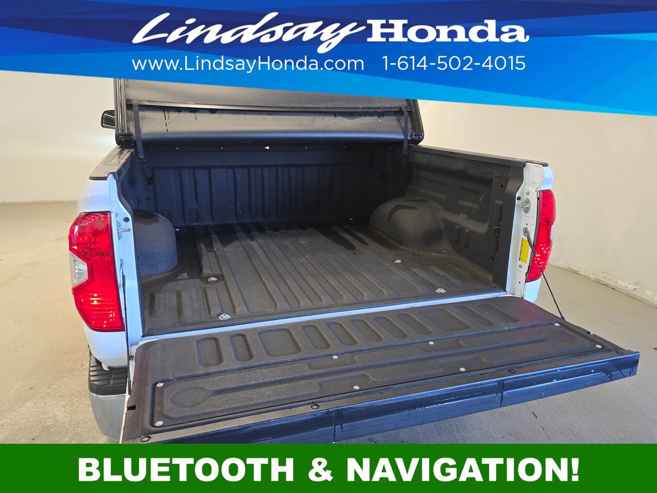 Used 2018 Toyota Tundra SR5 w/ SR5 Upgrade Package image 9