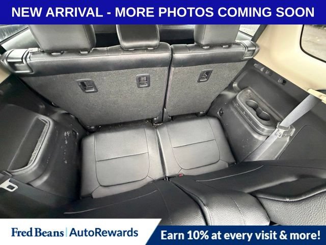 Used 2016 Mitsubishi Outlander SEL AWD/4WD image 12