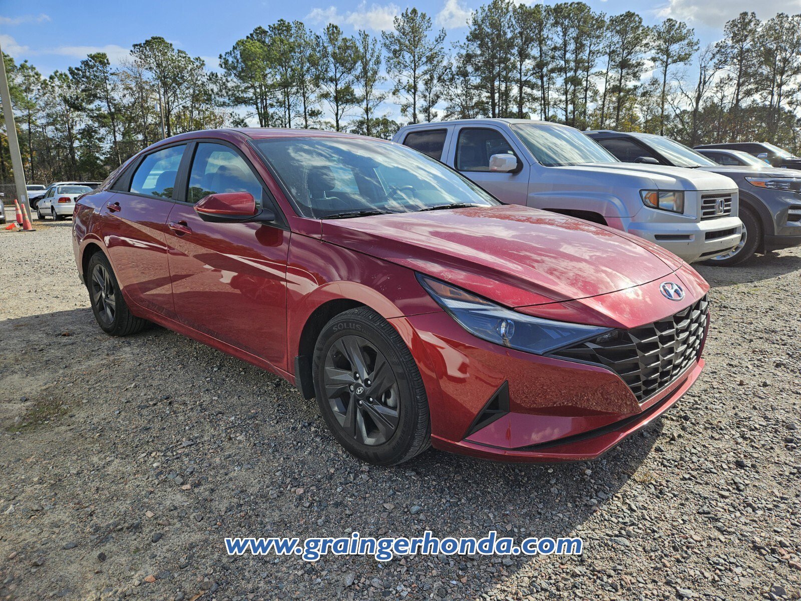 Used 2023 Hyundai Elantra SEL image 5