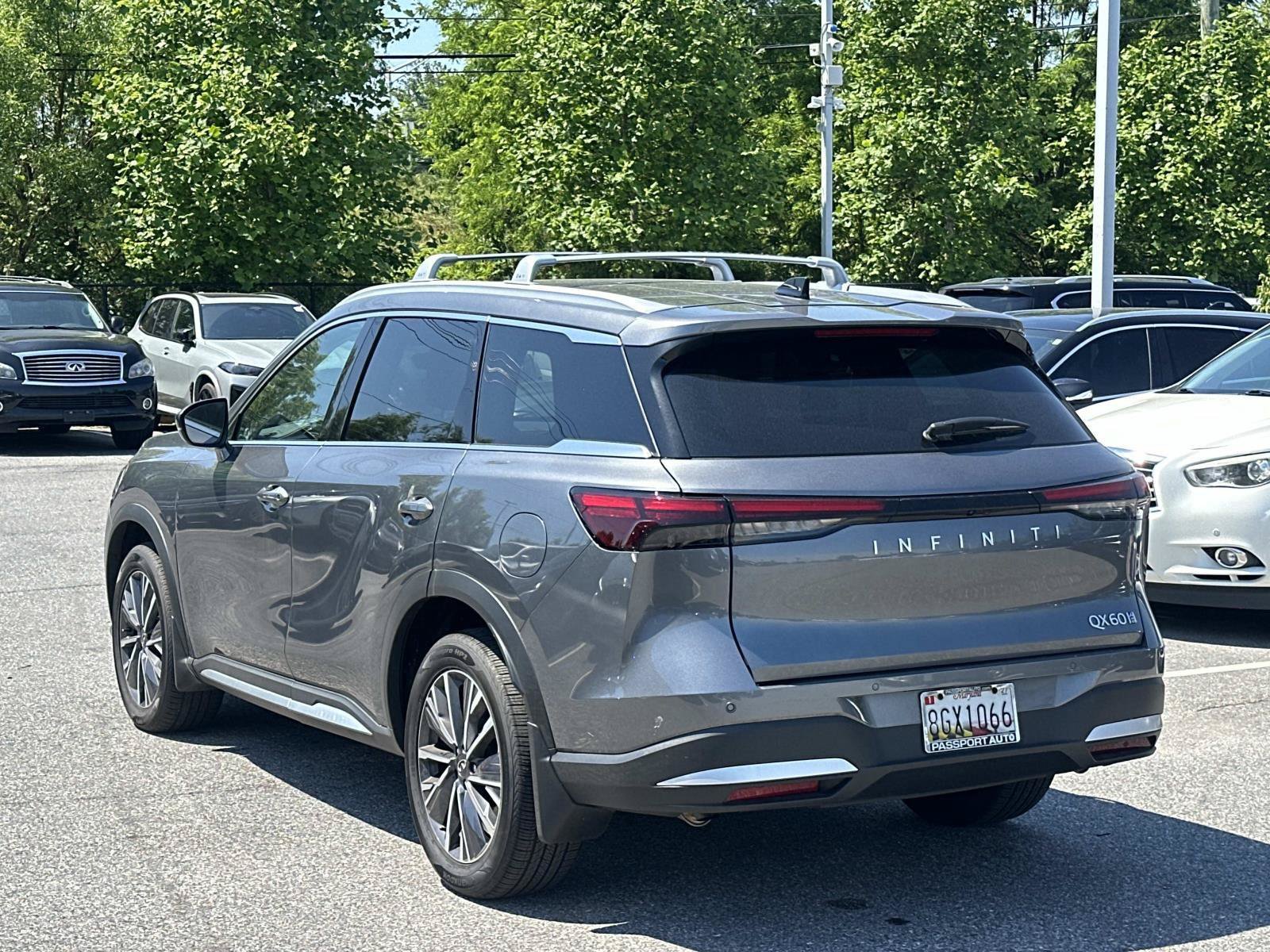 Used 2026 INFINITI QX60 Luxe w/ Cargo Package AWD/4WD image 2