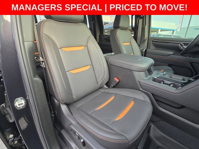 Used 2026 GMC Sierra 3500 AT4 image 23