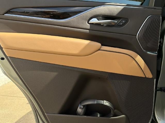 Certified 2023 Cadillac Escalade Premium Luxury w/ LPO, Radiant Package AWD/4WD image 24