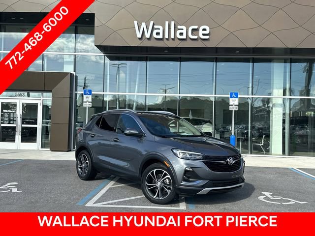 Used 2022 Buick Encore GX Essence image 1