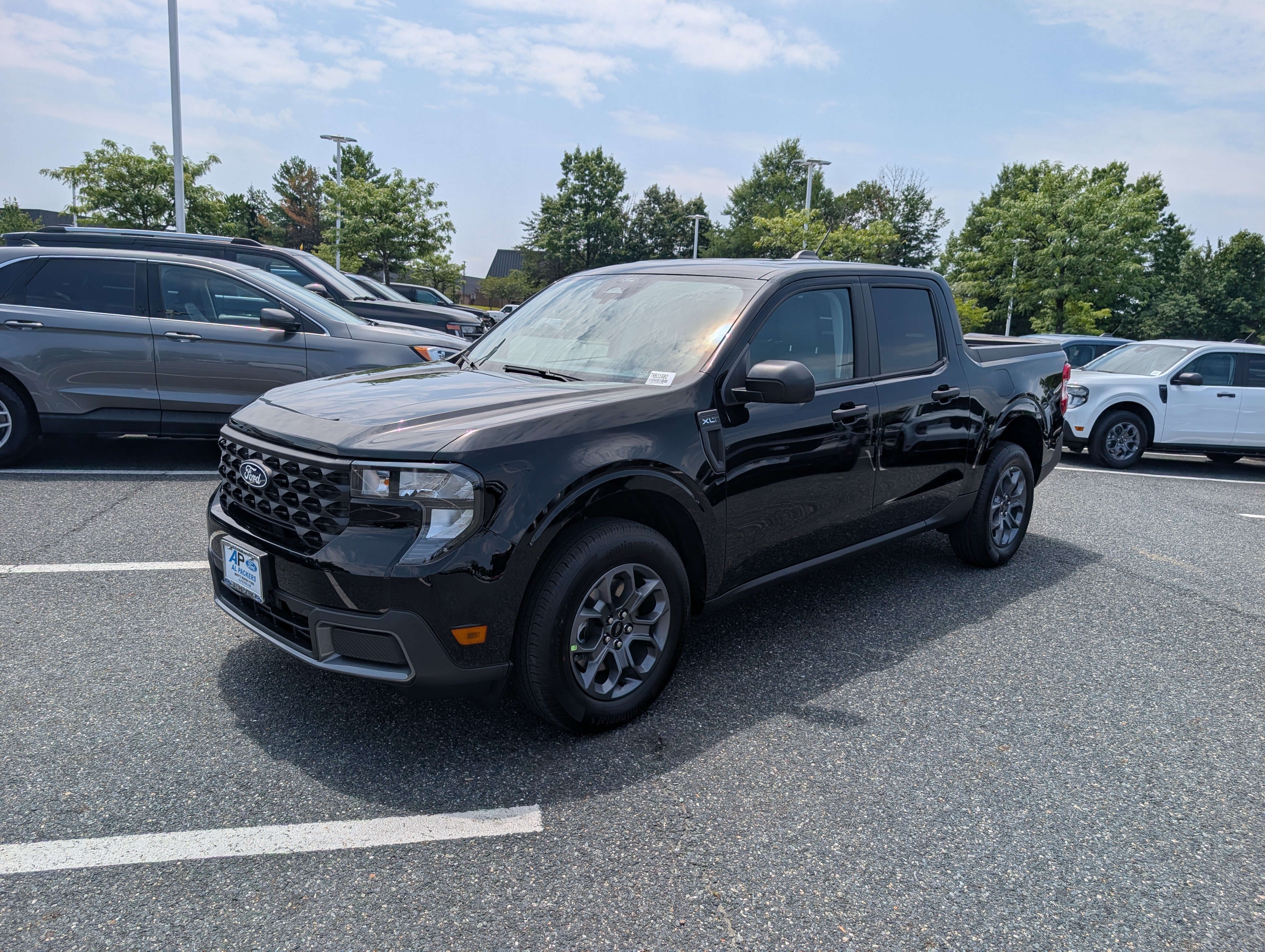 New 2026 Ford Maverick XLT w/ Equipment Group 301A AWD/4WD image 4