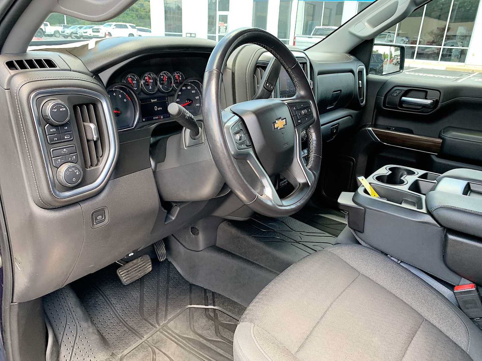 Used 2020 Chevrolet Silverado 1500 LT w/ All-Star Edition AWD/4WD image 10