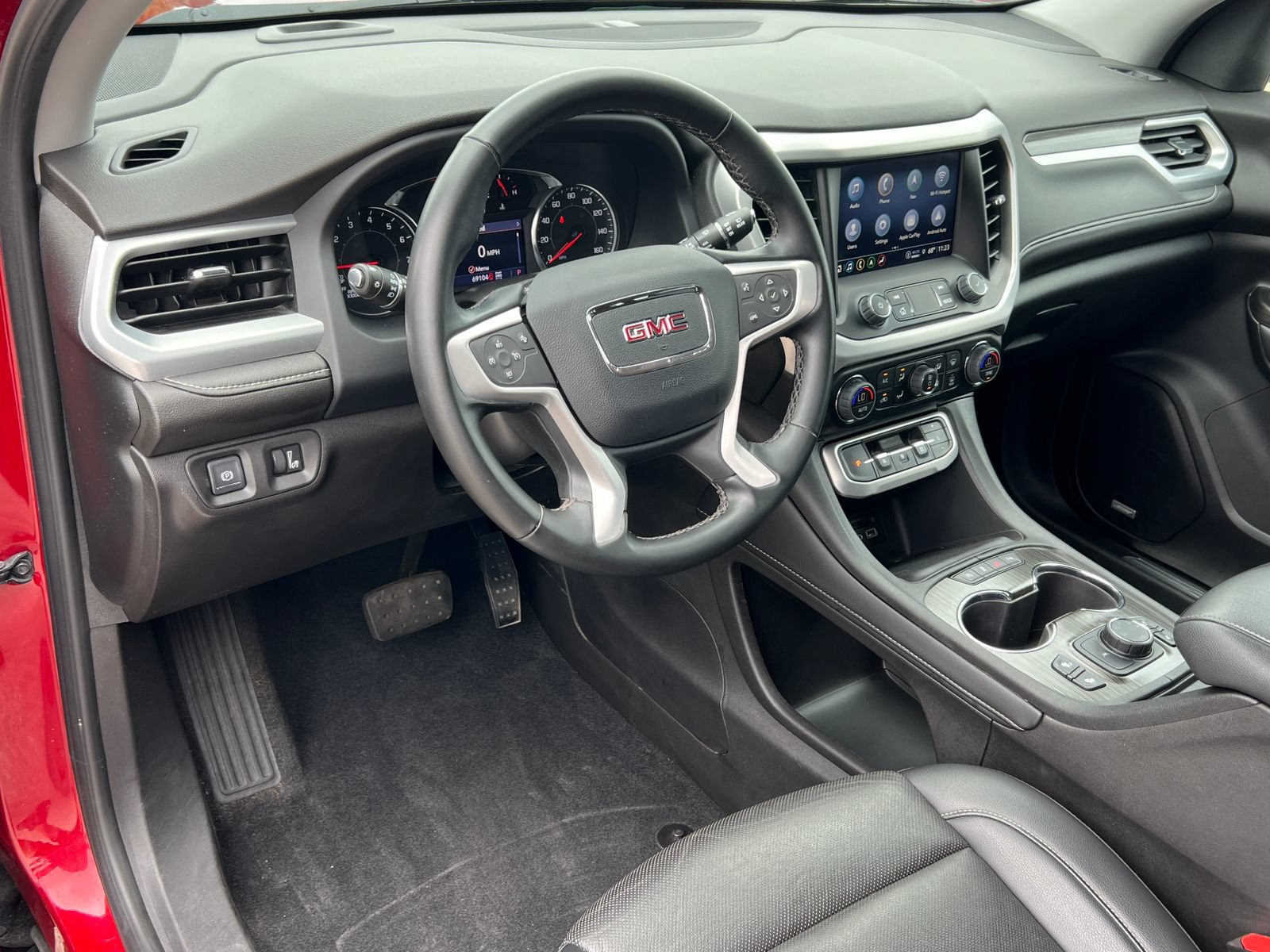 Certified 2023 GMC Acadia SLT w/ Trailering Package AWD/4WD image 23
