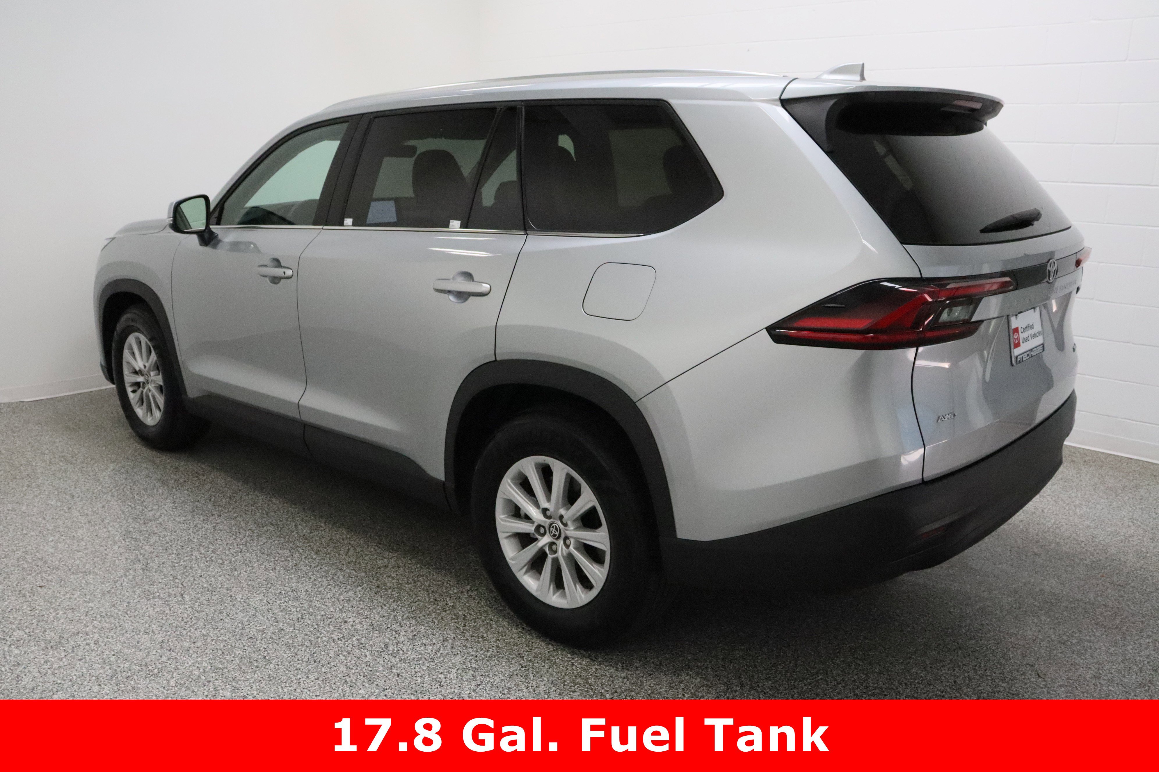 Certified 2025 Toyota Grand Highlander AWD image 9
