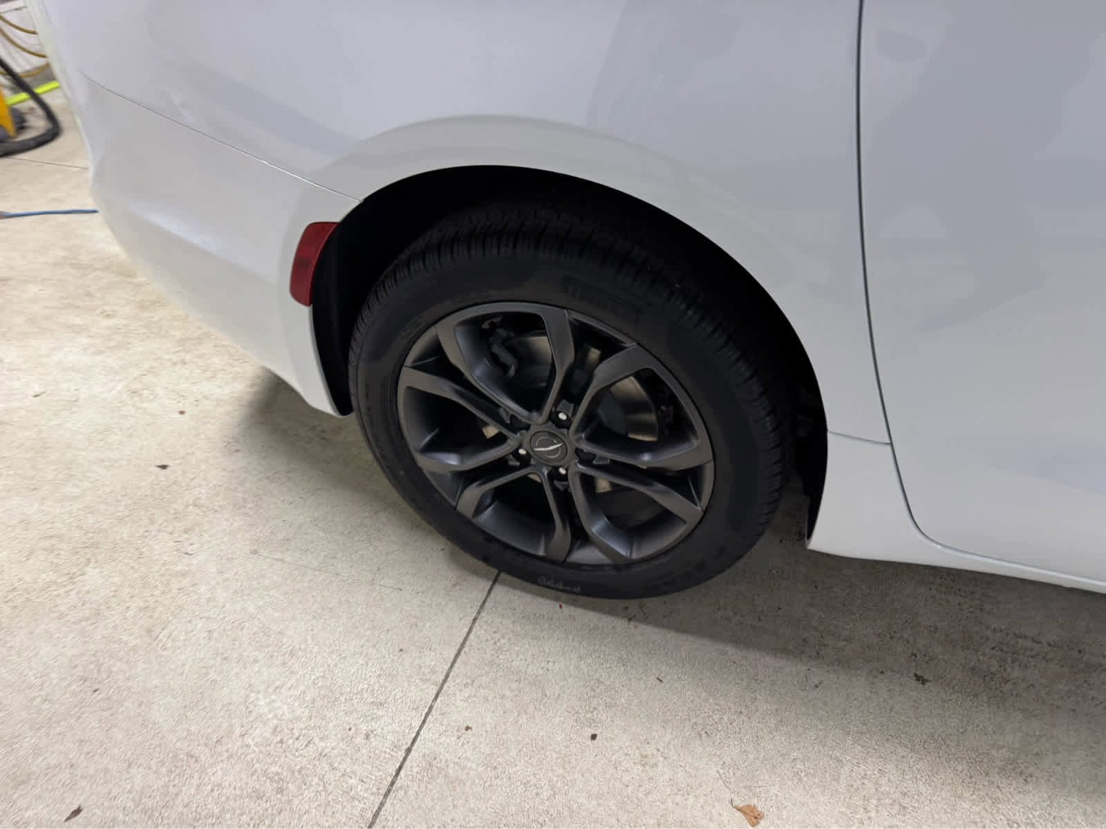 New 2026 Chrysler Pacifica Select image 8