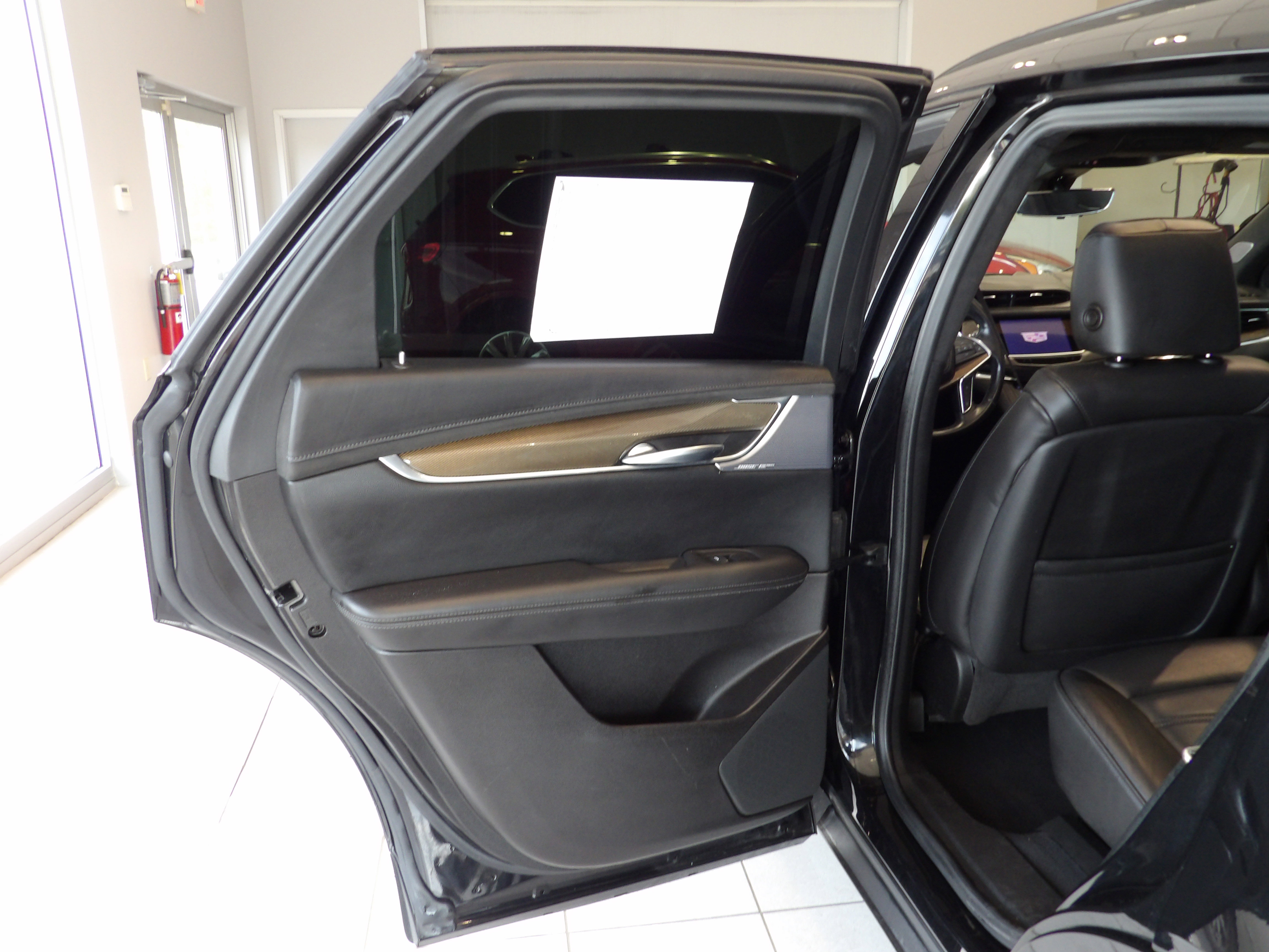 Used 2022 Cadillac XT5 Sportv w/ Platinum Package AWD/4WD image 18