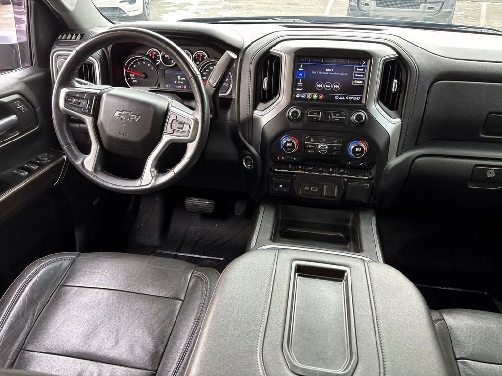 Used 2020 Chevrolet Silverado 1500 LT Trail Boss image 31