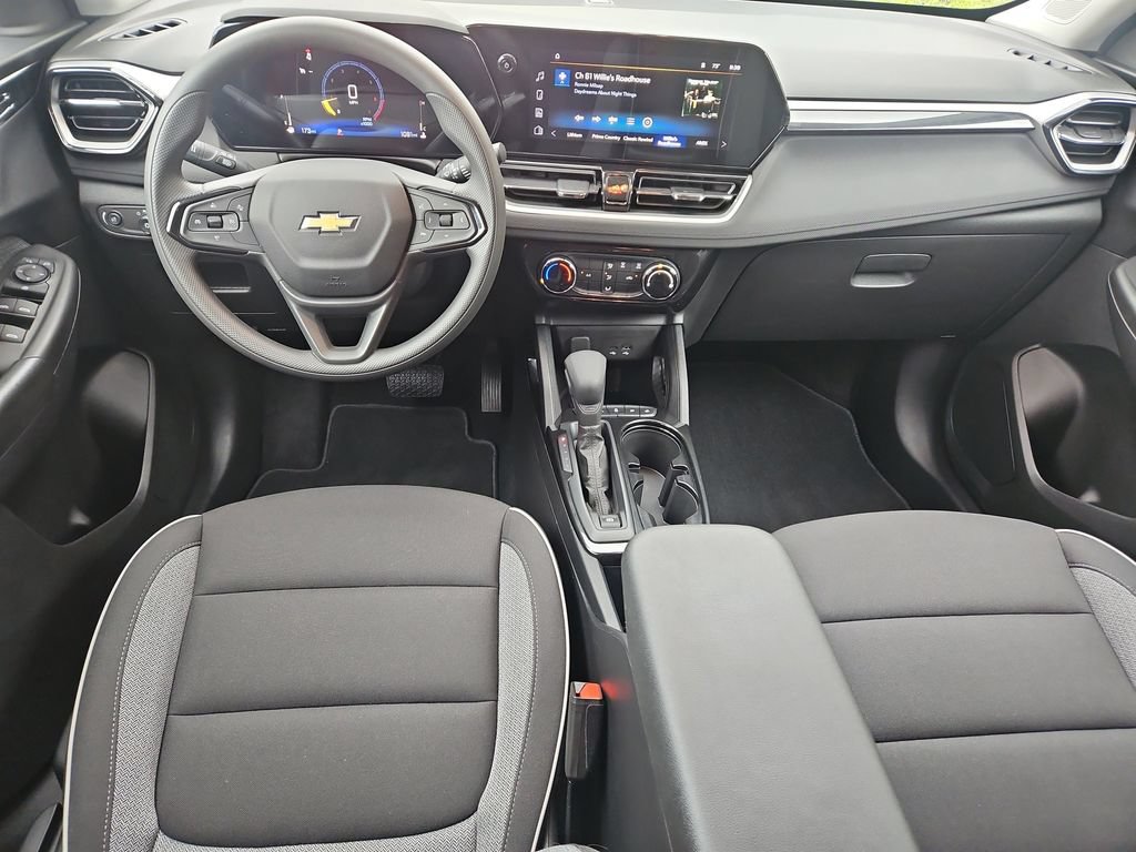 Used 2026 Chevrolet TrailBlazer LT FWD image 11