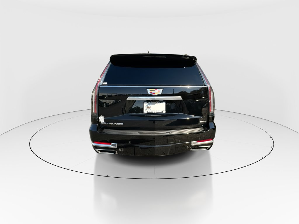 Used 2026 Cadillac Escalade ESV Luxury w/ LPO, Floor Liner Package RWD image 7