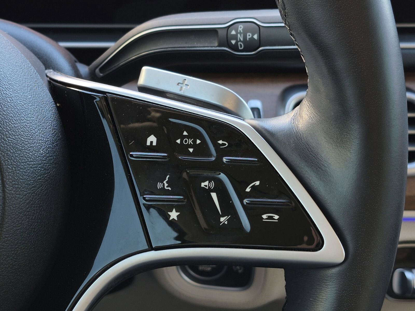 Used 2024 Mercedes-Benz GLS 450 4MATIC image 17