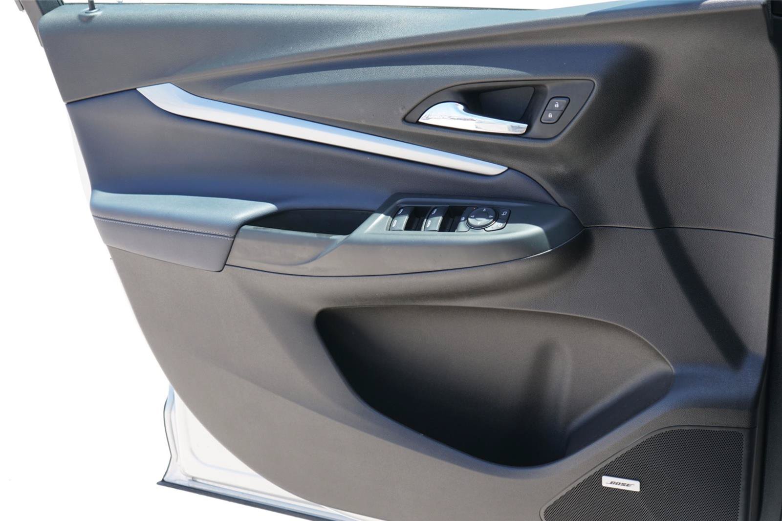 Used 2023 Chevrolet Bolt EUV Premier w/ Sun & Sound Package FWD image 19