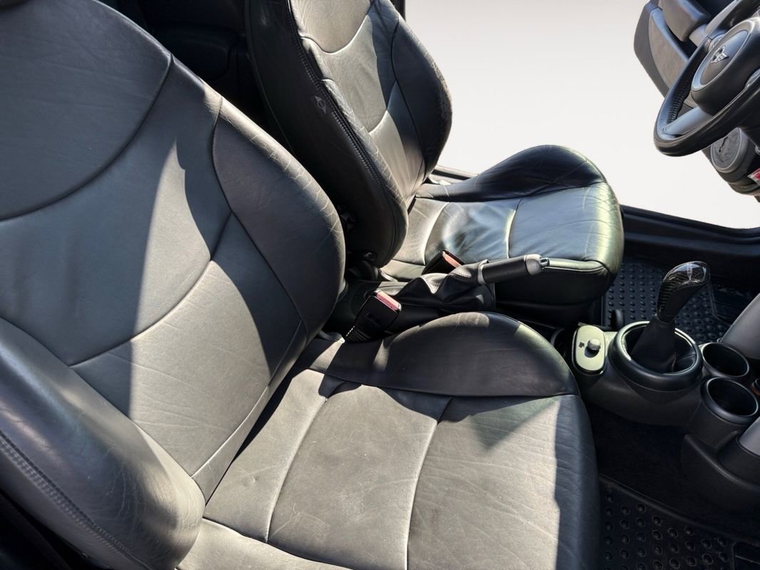 Used 2006 MINI Cooper S image 12