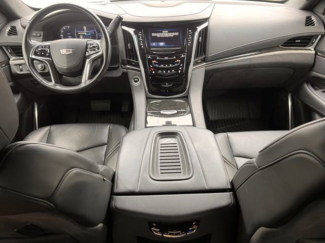 Used 2019 Cadillac Escalade Platinum image 9