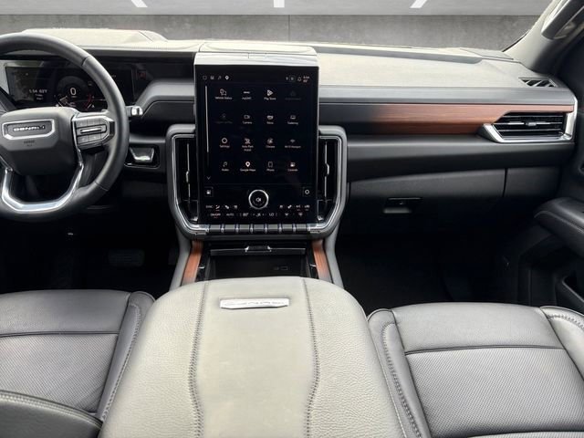 Certified 2025 GMC Yukon XL Denali AWD/4WD image 3