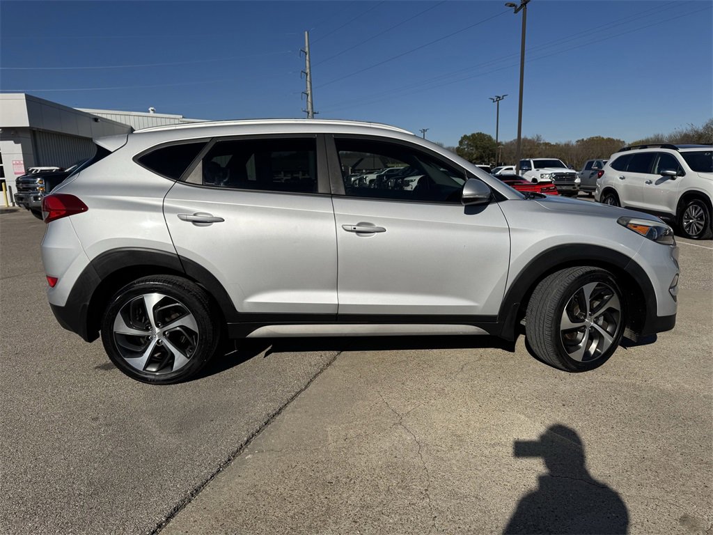 Used 2018 Hyundai Tucson Sport image 2