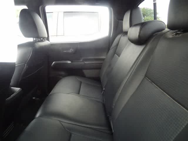 Used 2021 Toyota Tacoma Limited AWD/4WD image 13