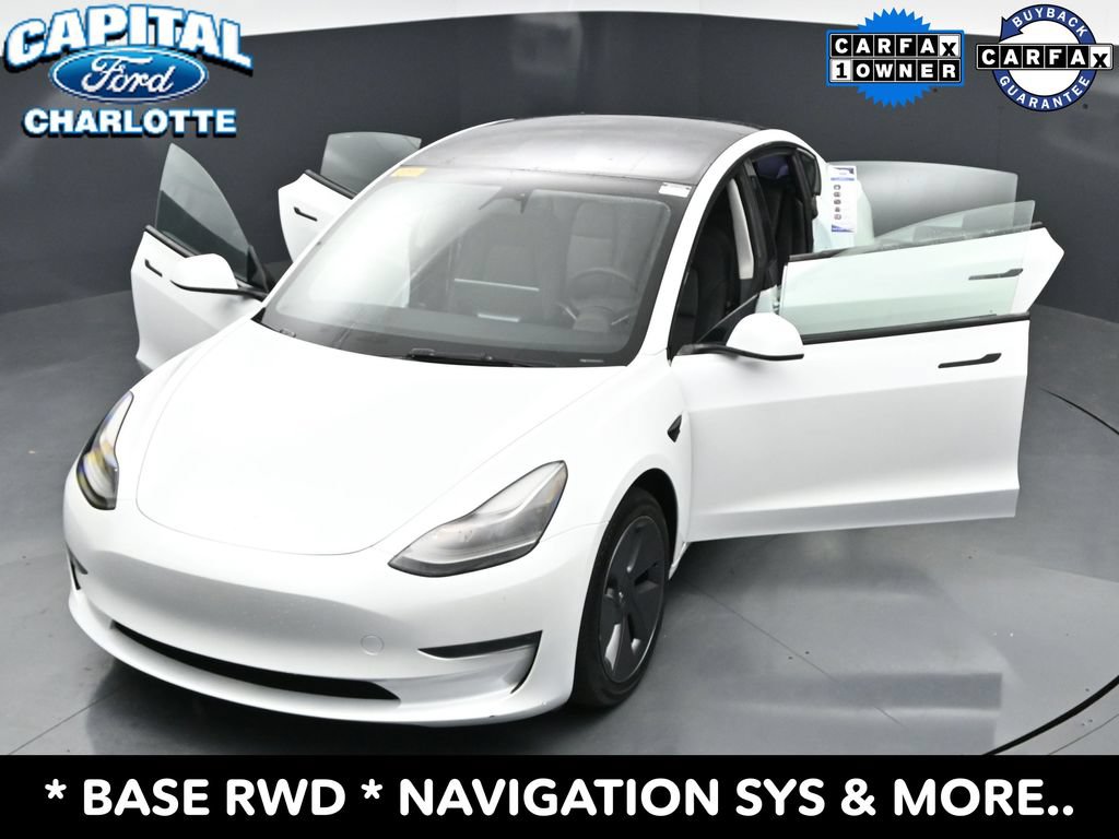 Used 2023 Tesla Model 3 Standard Range RWD image 32