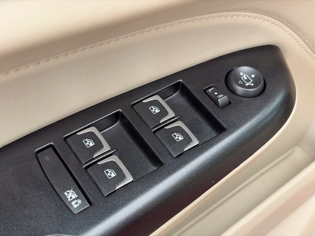 Used 2015 Cadillac SRX Performance w/ Driver Awareness Package FWD image 10