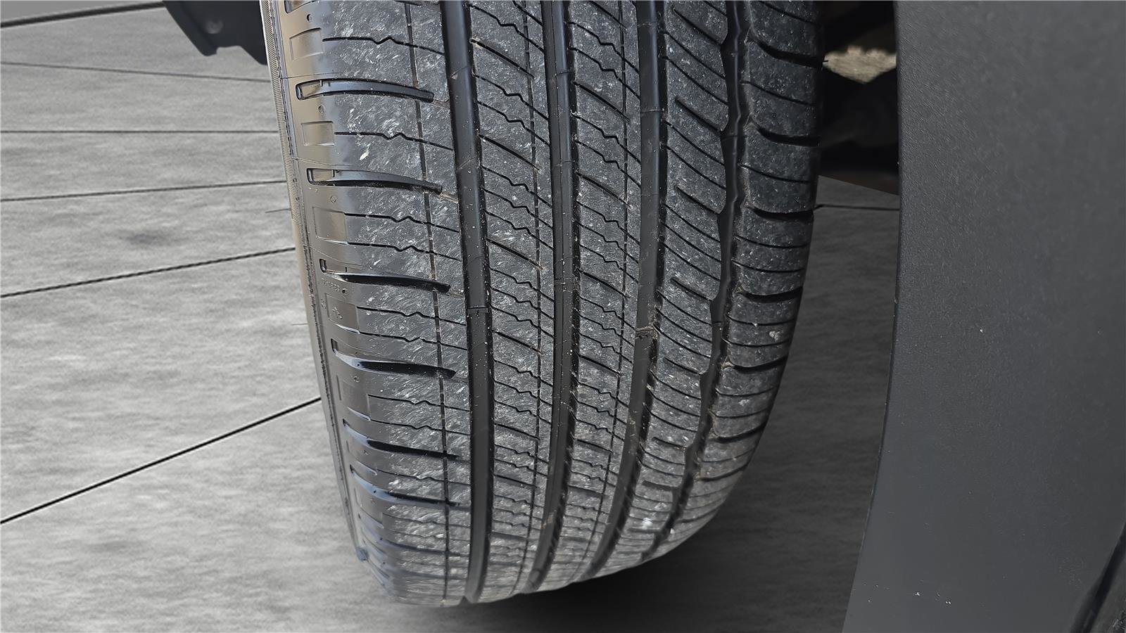 Used 2020 GMC Terrain SLT w/ Preferred Package image 11