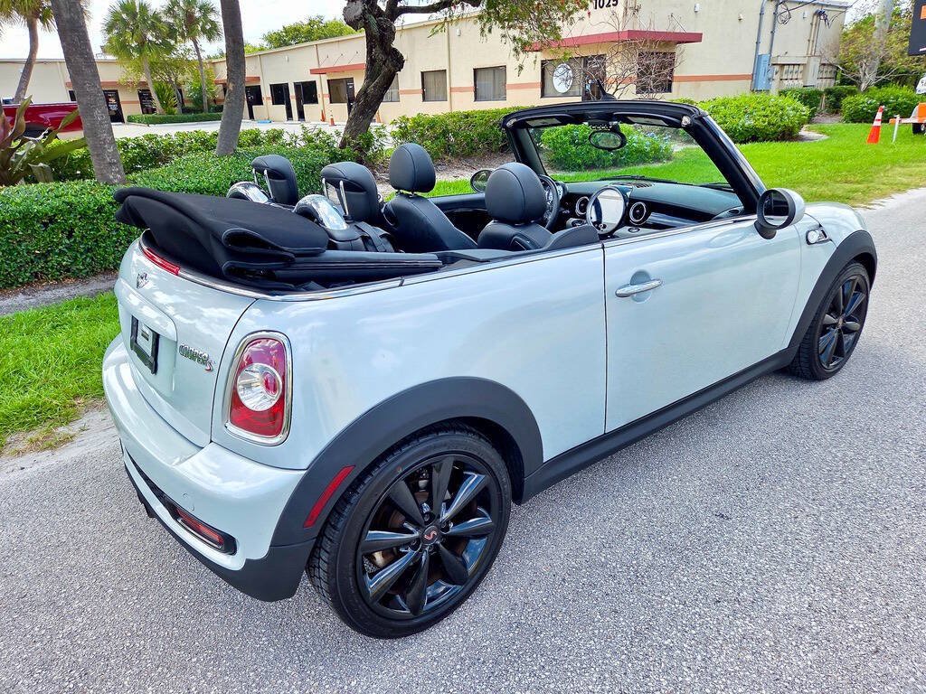 Used 2013 MINI Cooper S FWD image 14