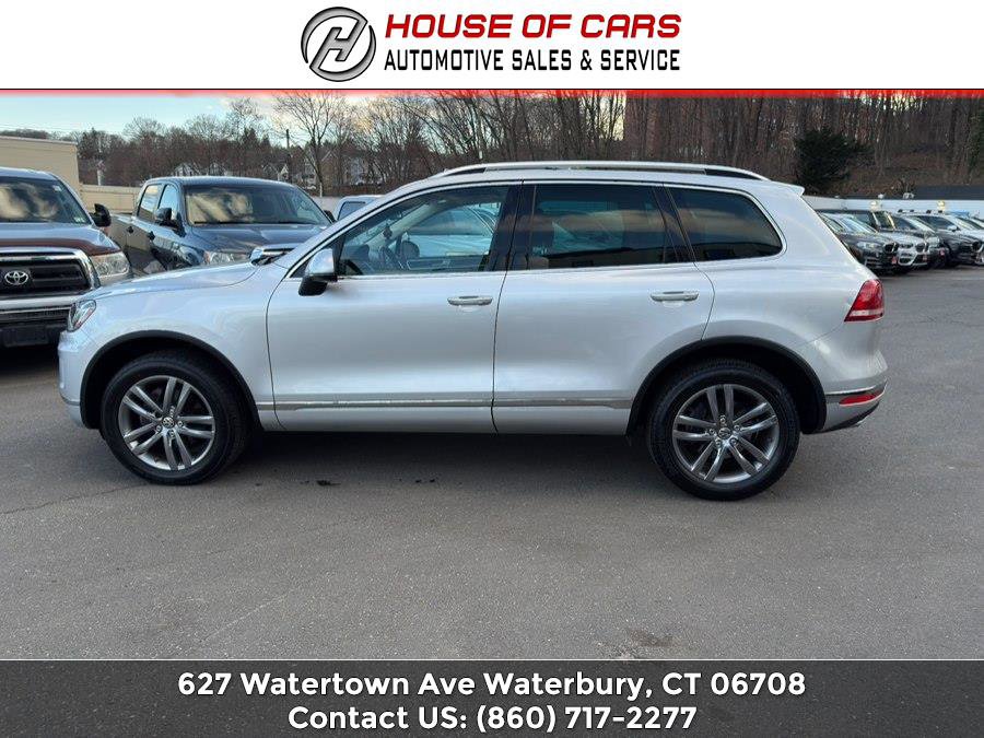 Used 2016 Volkswagen Touareg Sport AWD/4WD image 2