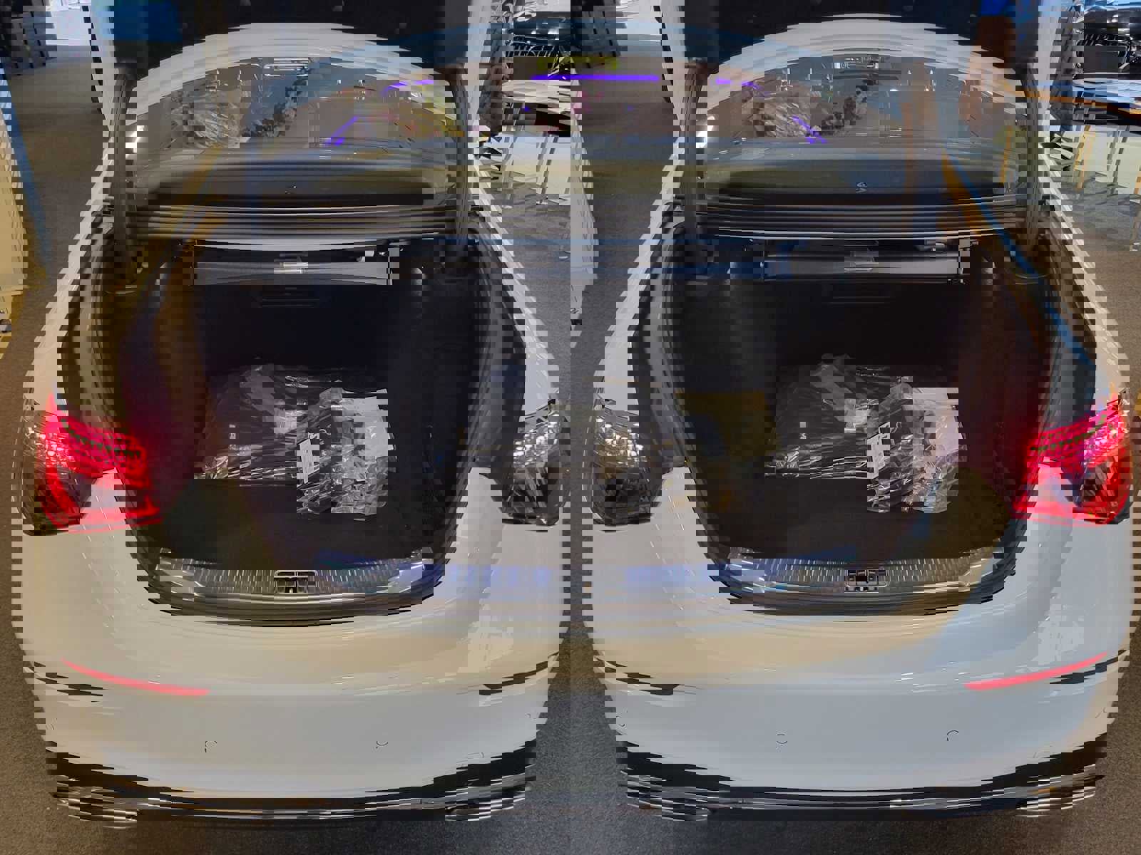 Used 2025 Mercedes-Benz S 580 4MATIC Sedan image 14