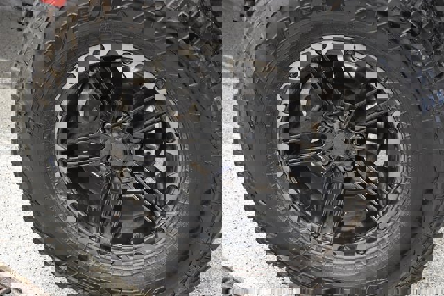 Used 2015 Jeep Wrangler Unlimited Sahara w/ Connectivity Group image 14