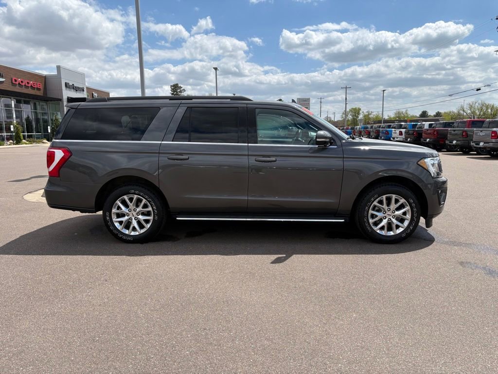 Used 2021 Ford Expedition Max XLT AWD/4WD image 2