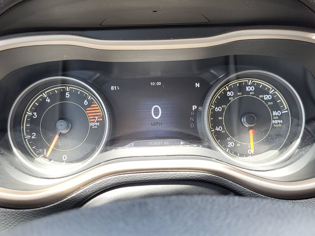 Used 2016 Jeep Cherokee Limited AWD/4WD image 7