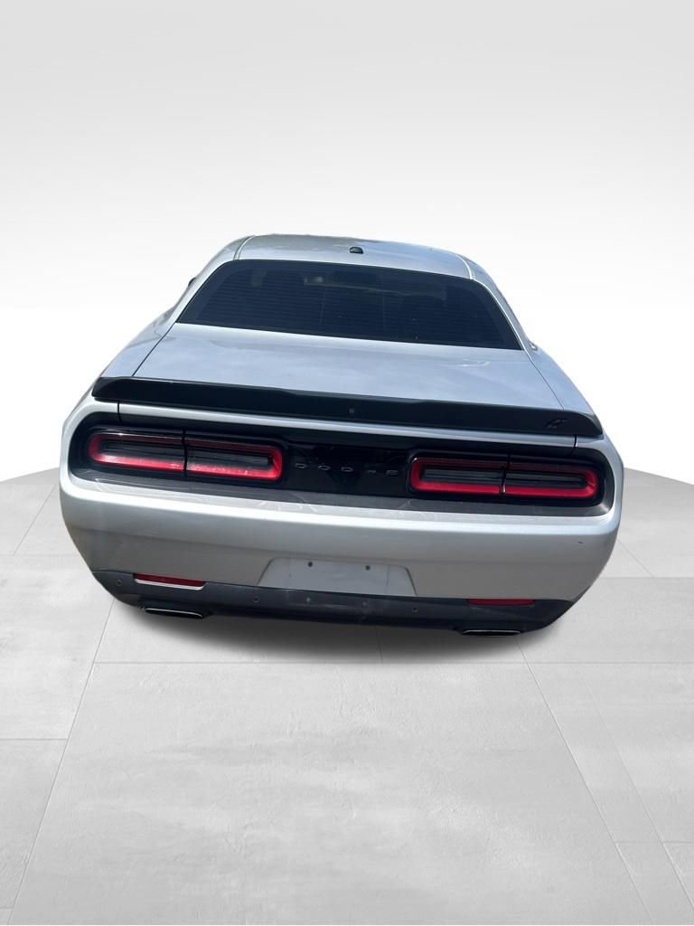 Used 2020 Dodge Challenger SXT w/ Driver Convenience Group AWD/4WD image 8