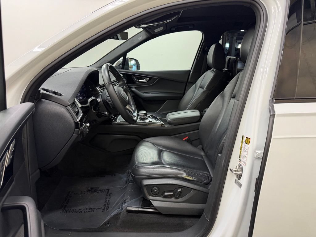 Used 2019 Audi Q7 3.0T Prestige AWD/4WD image 14