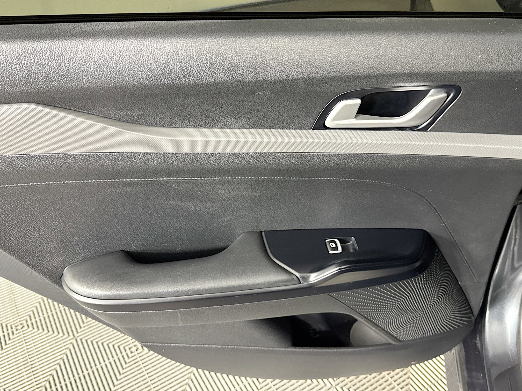 Used 2022 Kia K5 LXS FWD image 25