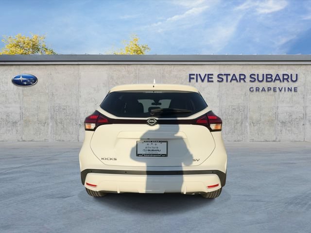 Used 2023 Nissan Kicks SV FWD image 7