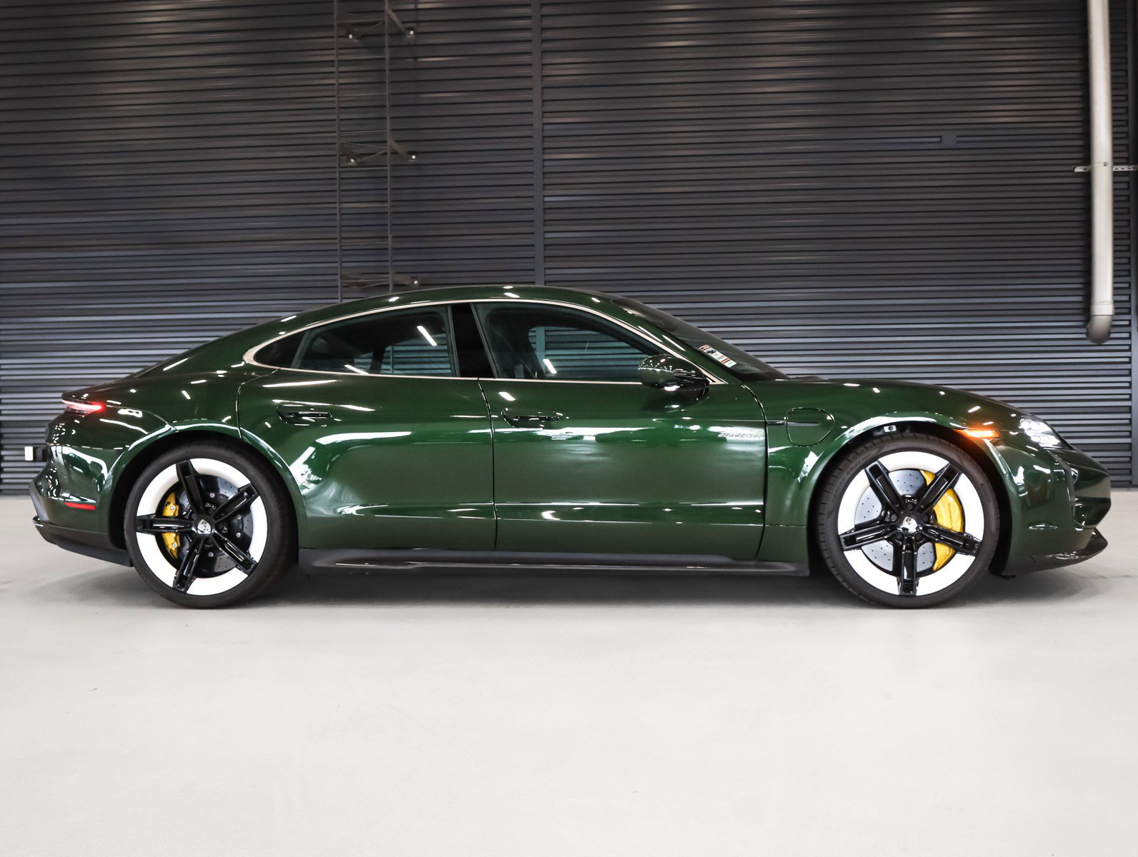 Used 2025 Porsche Taycan Turbo S image 11