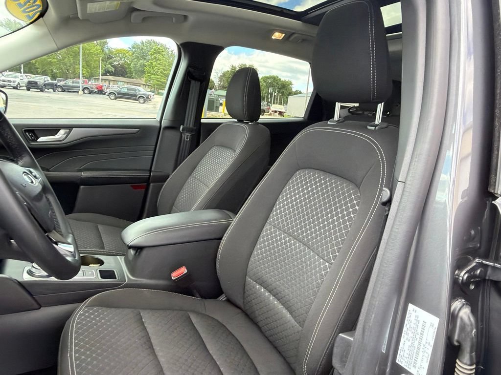 Used 2023 Ford Escape Active w/ Tech Pack #2 AWD/4WD image 11