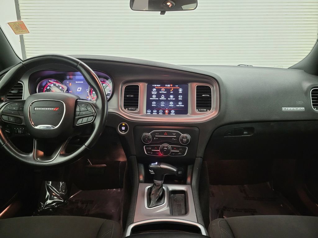 Used 2023 Dodge Charger SXT image 40