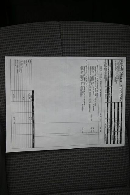 Used 2023 Toyota Highlander LE image 4